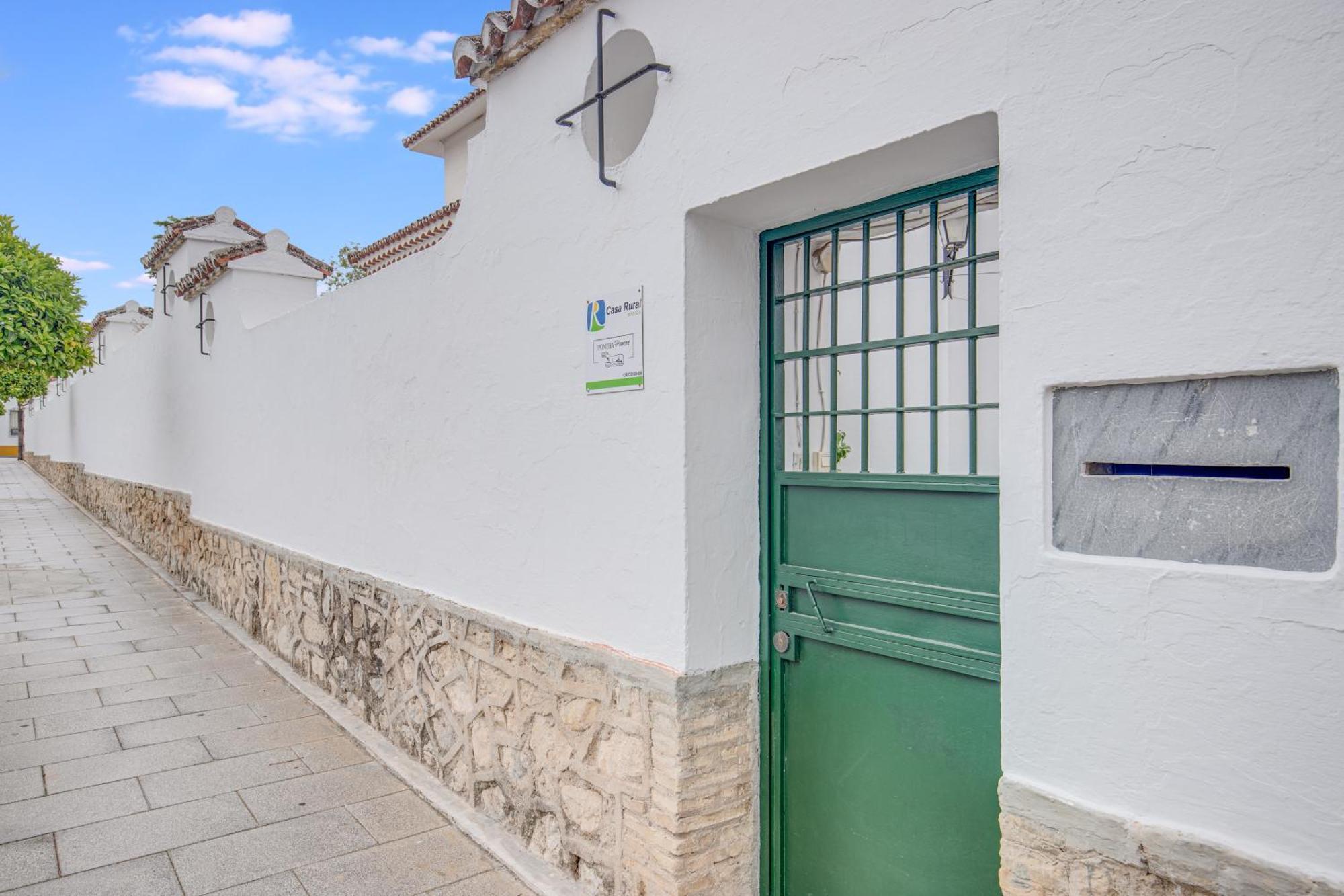 -Iponubahomes- Centrica Casa Con Jardin Y Chimenea Baena Extérieur photo